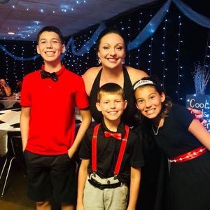 Meet your Posher, Lindsey